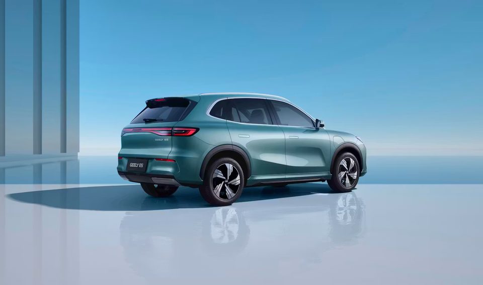 Geely E5 — foto 2