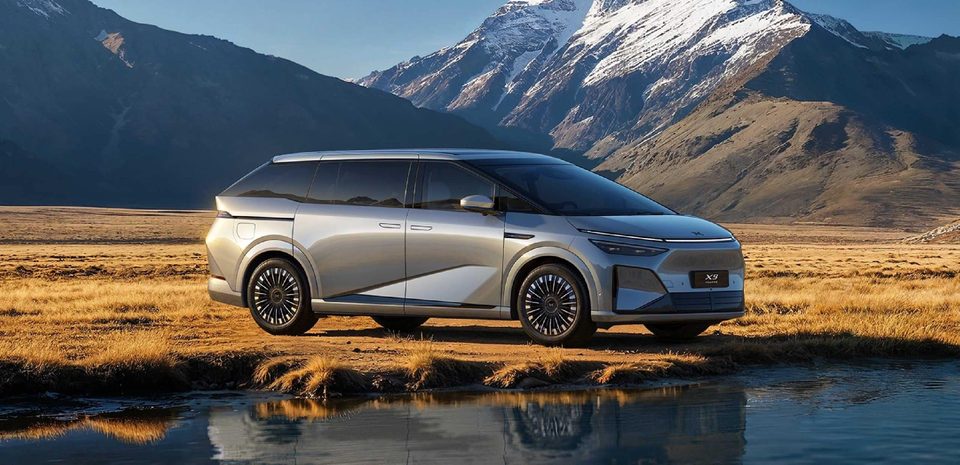 XPeng X9 — foto 13